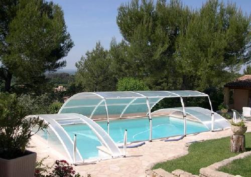 Villa sur une butte entre Luberon et Comtat Venaissin